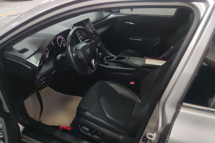 Used Toyota Avalon 2019 Dual-Engine 2.5L Luxury Edition China VI Standard
