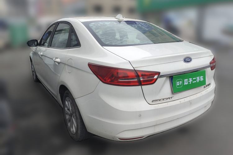 Used Ford Escort 2015 1.5L Automatic Fashion Model
