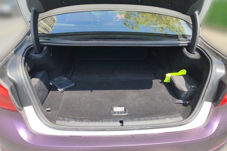 Used BMW 5 Series New Energy 2020 530Le Luxury Package Trunk