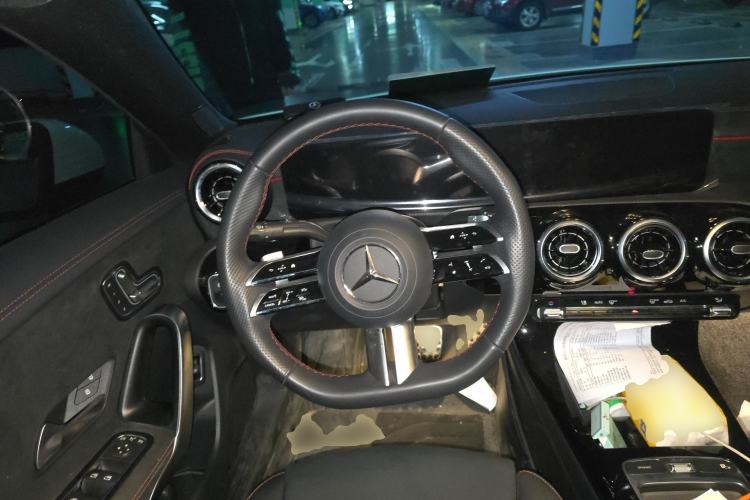 Used Mercedes-Benz CLA 2024-Year Facelifted CLA 200
