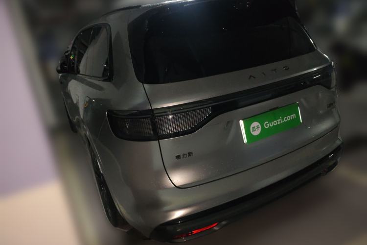 Used Hima AITO M8 2025 Extended-Range Max+ Version 53.4 kWh 6-Seater Edition
