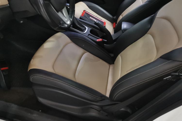 Used Chevrolet Monza 2022 320 Automatic Enjoyment Sunroof Version Left Front Seat