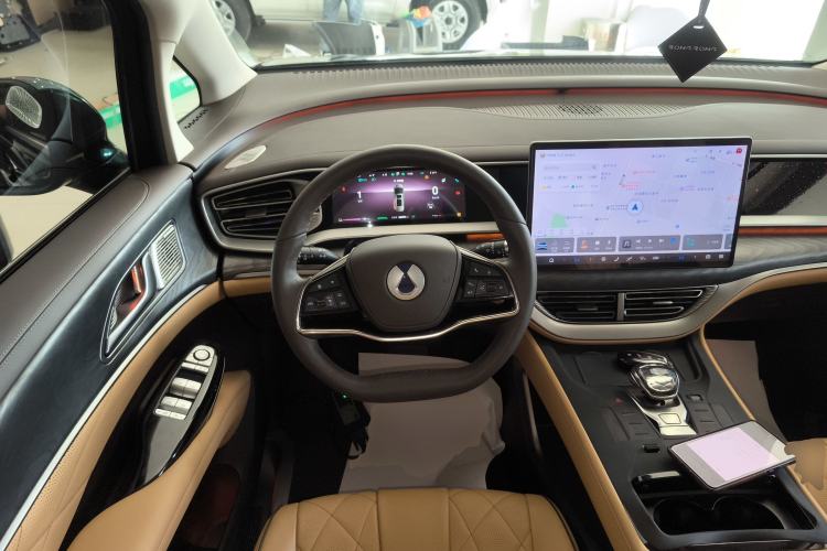 Used Denza D9 2024 DM-i 1050 Luxury Model