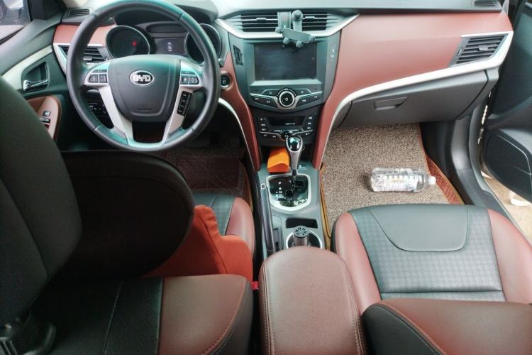 Used BYD G5 2014 1.5TID Automatic Prestige Model