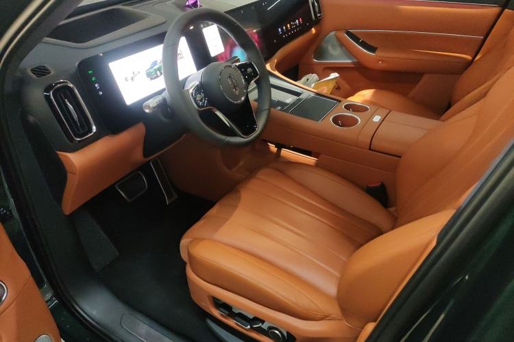 Used Hima AITO M8 2025 Extended-Range Ultra Version 53.4 kWh 6-Seater Edition