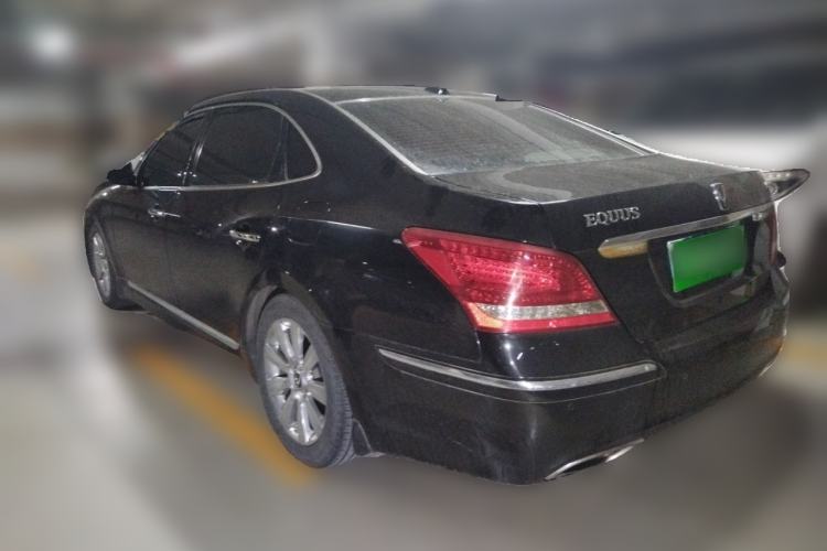 Used Hyundai Equus 2012 3.8 GDi Luxury Edition Rear Left 45 Deg