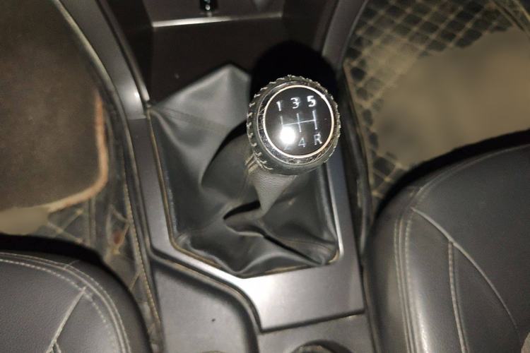 Used Great Wall Wingle 5 2021 1.5T Two-Wheel Drive "Dry Meal" Edition Value Model with a 1680mm Cargo Bed Equipped with GW4G15K Engine