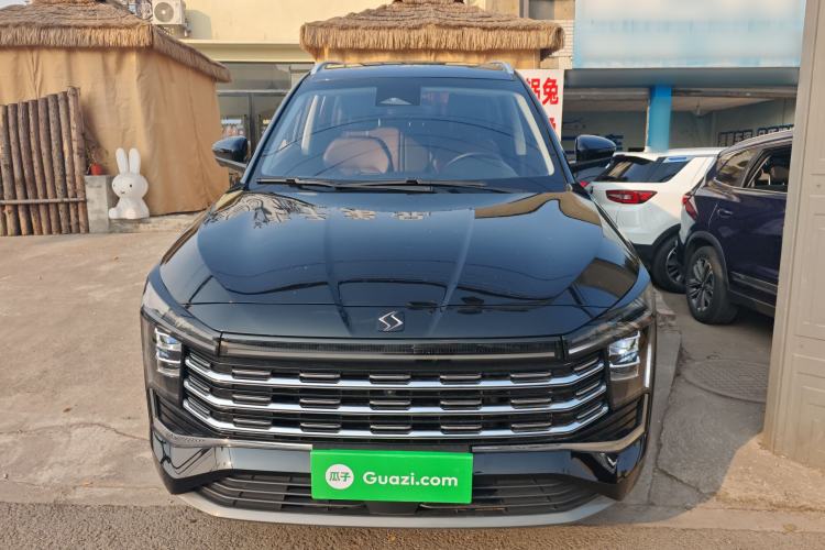 Used SOL X8 PLUS 2023 1.5 TGDI DCT ZhiShang Edition 7-Seater