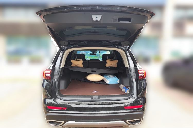 Used Buick Envision 2023 Encore Plus 652T Five-Seat Luxury Model
