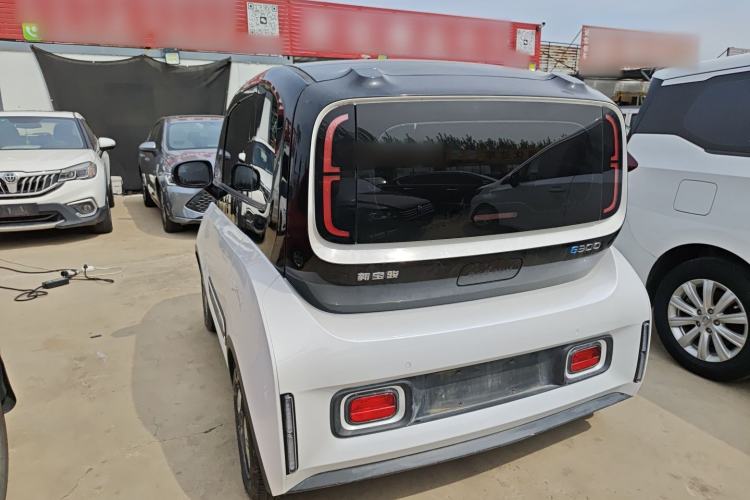 Used Baojun E300 2020 Star Travel Edition Rear Left 45 Deg