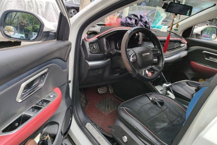 Used Haval H2s 2017 Red-Label 1.5T Dual-Clutch Luxury Model