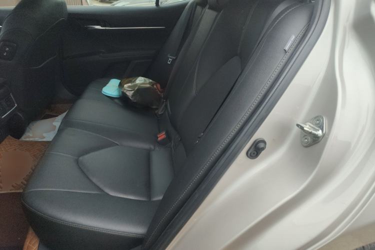 Used Toyota Camry 2021 2.0G Luxury Edition