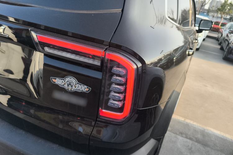 Used Haval DARGO 2021 1.5T DCT Two-Wheel Drive "Mǎquǎn" Edition Right Rear Taillight
