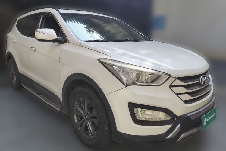 Used Hyundai Santa Fe 2013 2.4L Automatic 2WD Comfort Edition