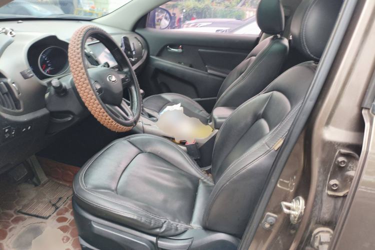 Used Kia Sportage R 2015 2.0L Automatic Two-Wheel Drive DLX Model
