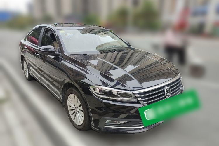 Used Volkswagen Lavida 2021 280TSI DSG Comfort Edition Front Right 45 Deg