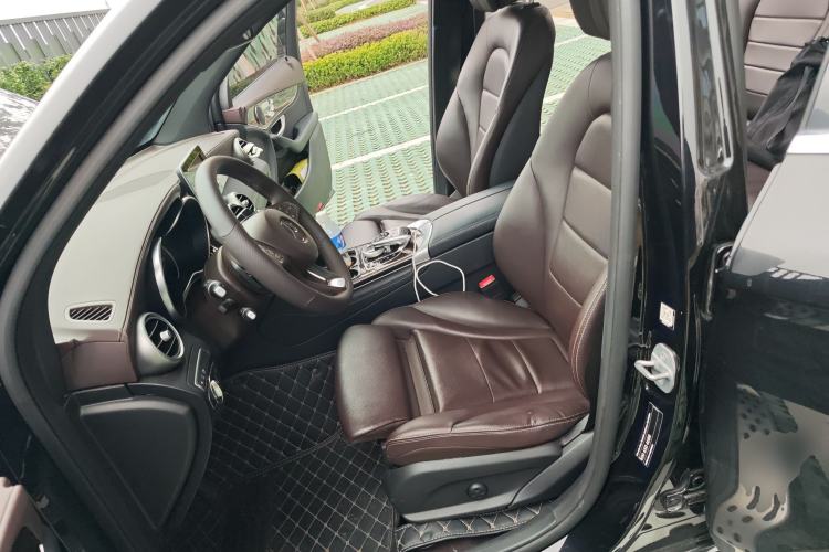 Used Mercedes-Benz GLC 2019 Facelift GLC 260 L 4MATIC Luxury Model