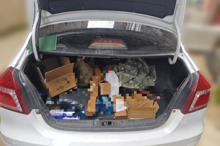 Used Geely Auto Diamond 2016 1.5L Manual Elite Edition Trunk