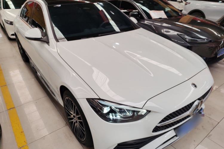 Used Mercedes-Benz C-Class 2022 Restyled C 260 L Sport Edition Front Right 45 Deg