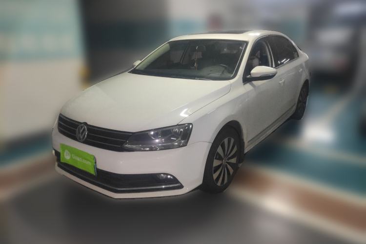 Used Volkswagen Sagitar 2017 230TSI Automatic Comfort Version