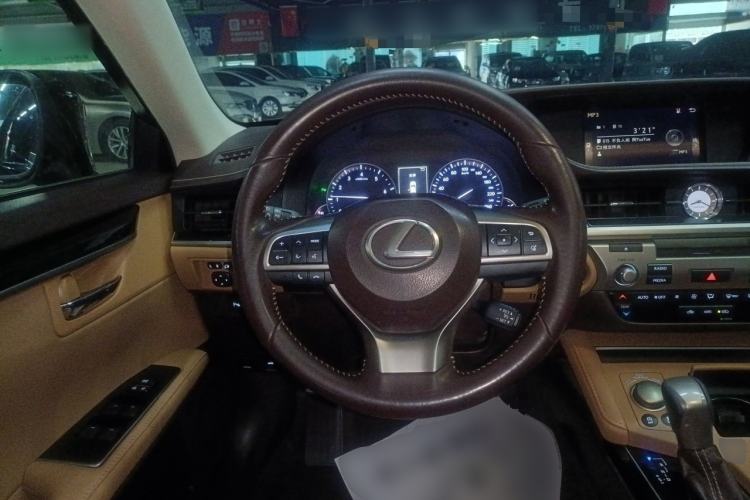 Used Lexus ES 2015 200 Elite Edition
