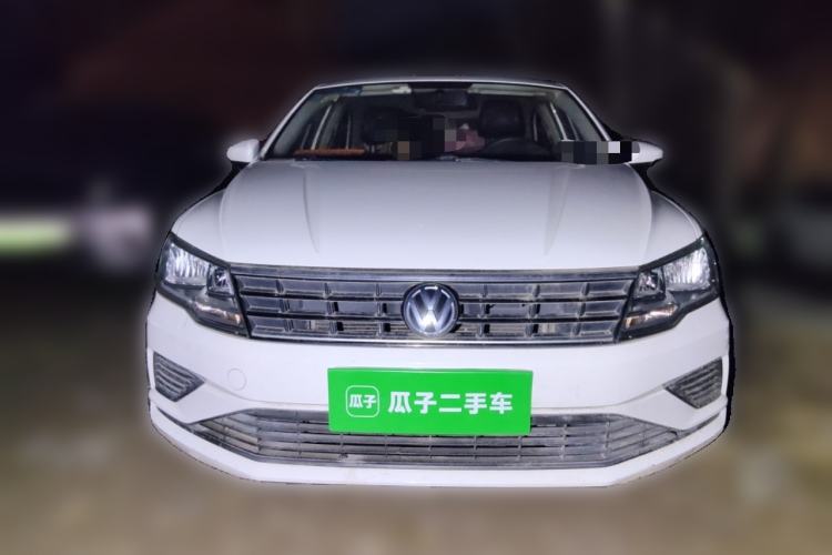 Used Volkswagen Jetta 2017 1.5L Manual Fashion Edition
