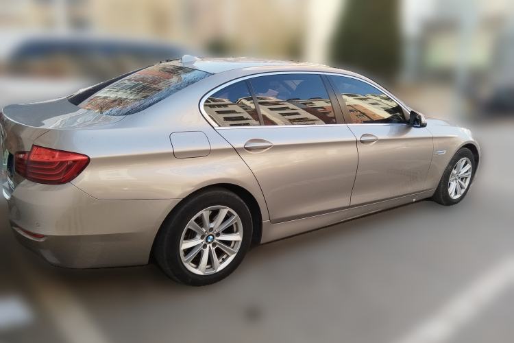 Used BMW 5 Series 2014 520Li Elegant Model
