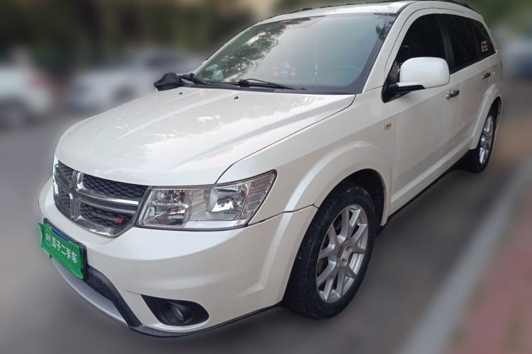 Used Dodge Journey 2013 2.4L Two-Wheel Drive Luxury Version