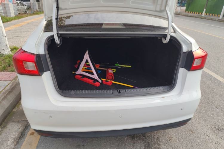 Used Roewe 360 2015 1.5L Manual Luxury Edition
