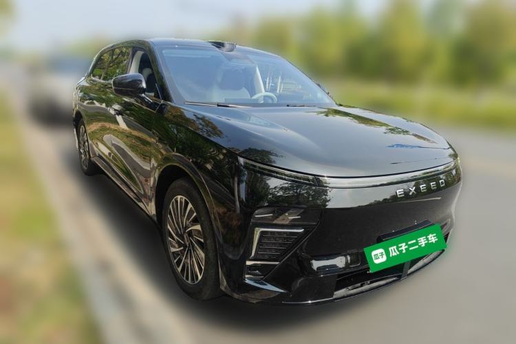 Used EXEED Star Era ET 2024 Extended-Range 240 Ultra All-Wheel Drive Front Right 45 Deg