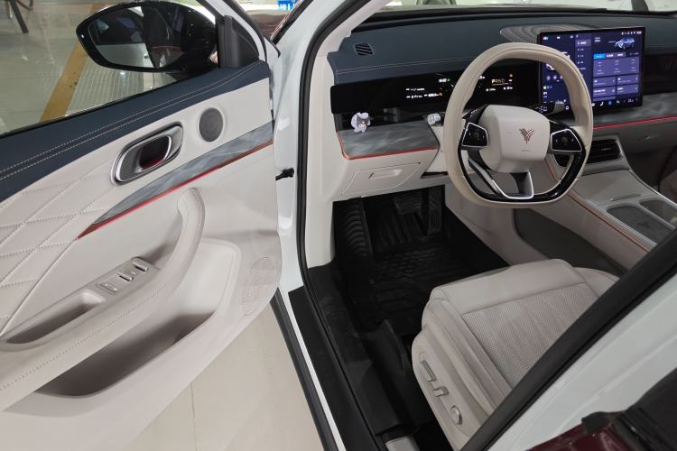 Used NETA L 2024 Extended-Range 220 Flash-Charge Edition