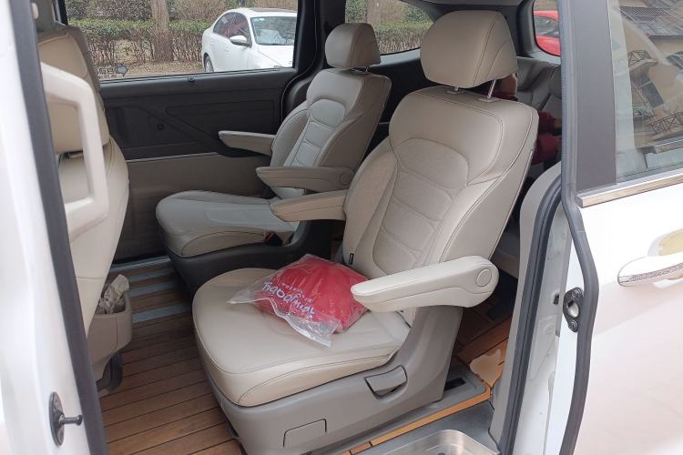 Used Hyundai Custo 2021 380TGDi Deluxe Edition DLX Left Rear Seat