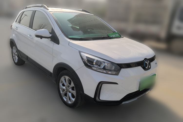 Used BAIC New Energy EC5 2019 New Air Edition Front Right 45 Deg
