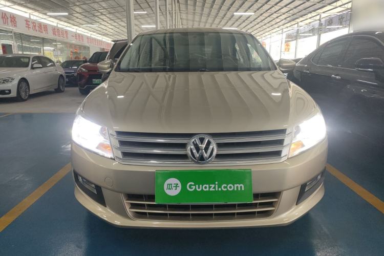 Used Volkswagen Santana 2015 1.6L Manual Comfort Edition