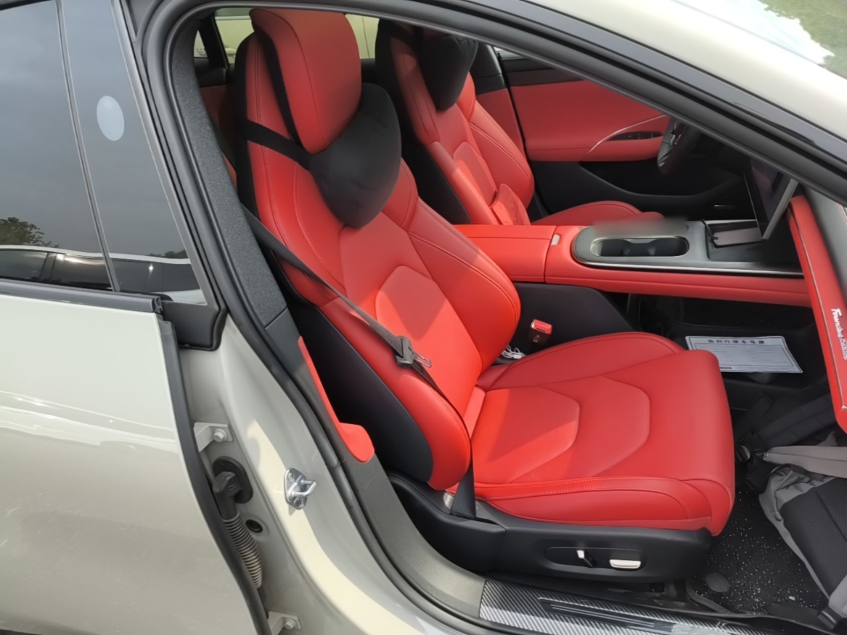 Xiaomi Auto SU7 2024 Rear-Drive Ultra-Long Range Advanced Pro-Level Intelligent Driving Version — снимка 19