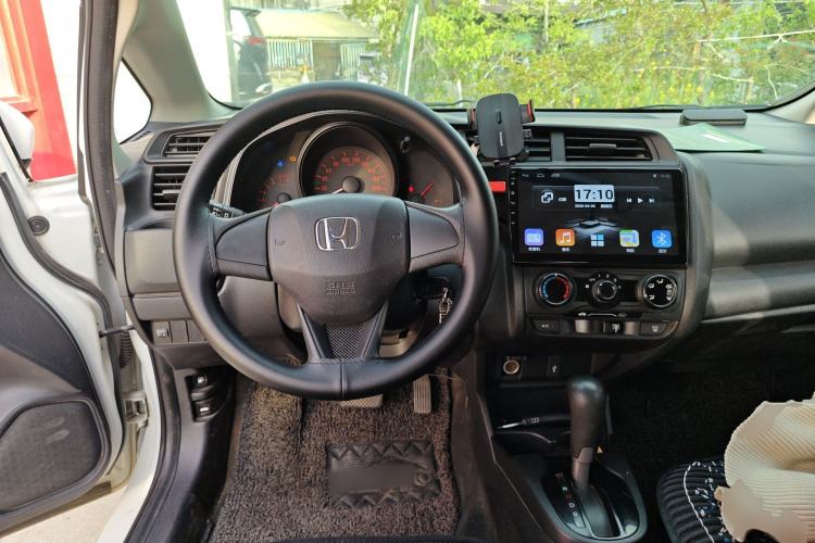 Used Honda Fit 2016 1.5L LX CVT Comfort Model Steering Wheel