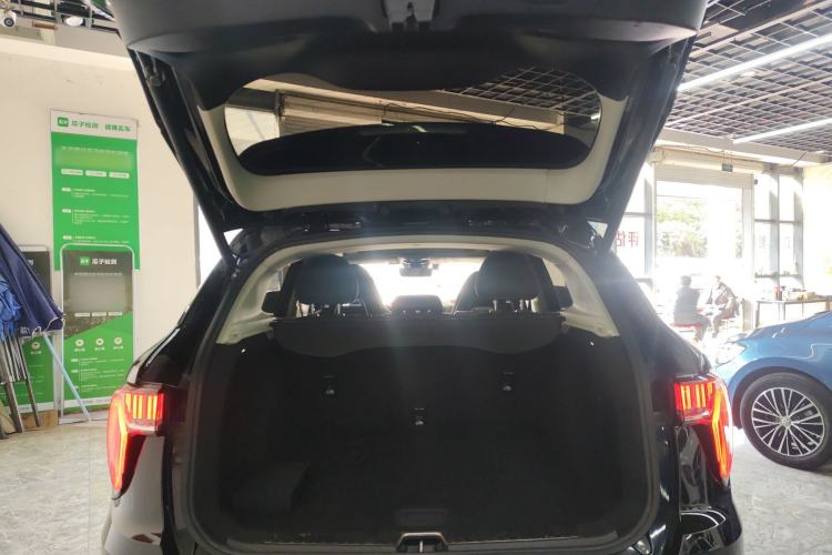 Used Lynk & Co 01 2019 2.0T Two-Wheel-Drive Pro Version China VI Standard