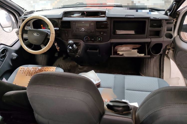 Used Ford Transit Custom 2016 2.2T Long-Wheelbase 6/7-Seater Mid-Roof Multi-Purpose Vehicle
