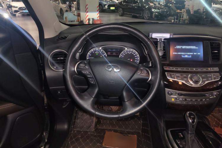 Used Infiniti QX60 2016 2.5 S/C Hybrid Two-Wheel-Drive Excellence Edition China V Standard