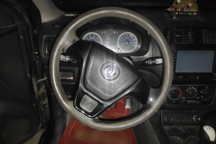 Used Dongfeng Fengon 330 2014 1.5L Manual Utility Version DK15 Steering Wheel
