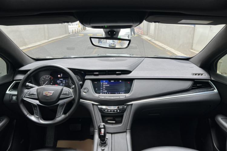 Used Cadillac XT5 2020 28T Four-Wheel Drive Luxury Version Interior 4