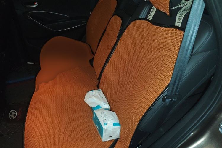 Used Hyundai Santa Fe 2013 2.4L Automatic Two-Wheel Drive Smart Version