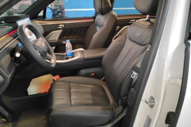 Used ONVO Luxeed L90 2025 Model—Ultra Six-Seater Version