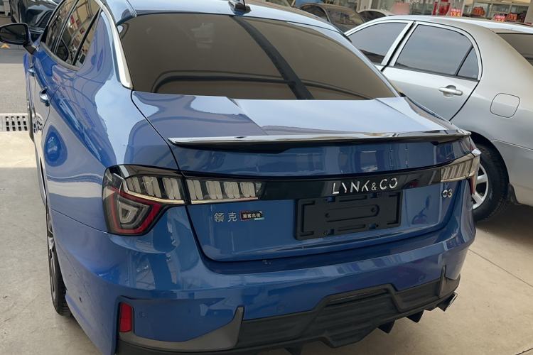 Used Lynk & Co 03 2018 1.5TD DCT JingPro Edition China V Standard Exterior 6