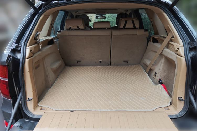 Used BMW X5 2011 xDrive35i Leading Model
