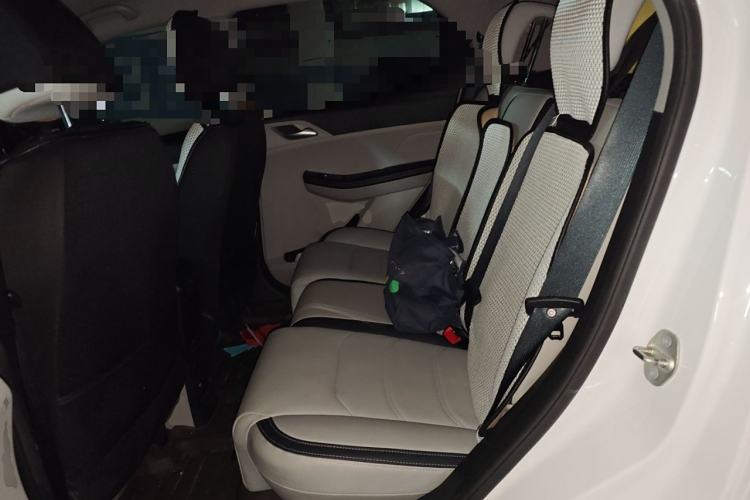 Used BYD Yuan Pro 2021 401 km Luxury Version Left Rear Seat