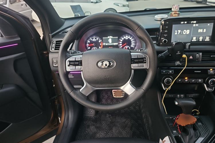 Used Kia KX7 2017 2.0T Automatic Two-Wheel Drive GLS 7-Seater