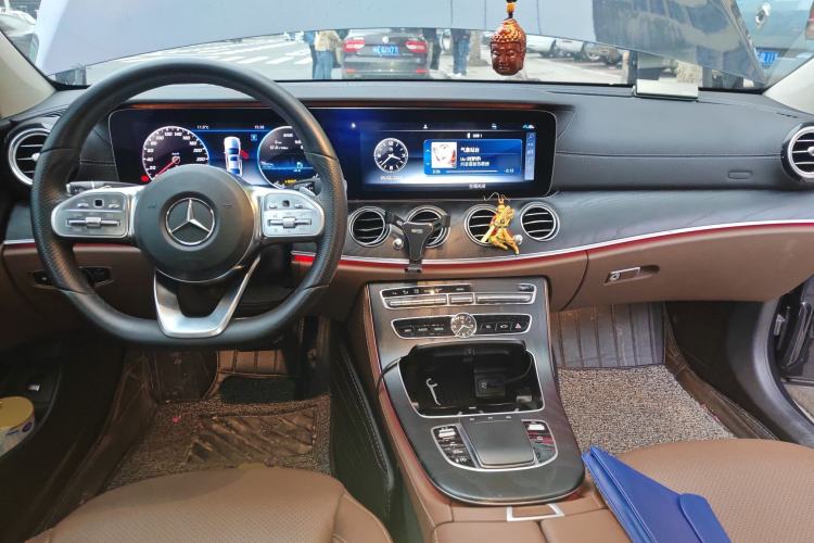 Used Mercedes-Benz E-Class 2019 E 300 L Sporty and Stylish Model
