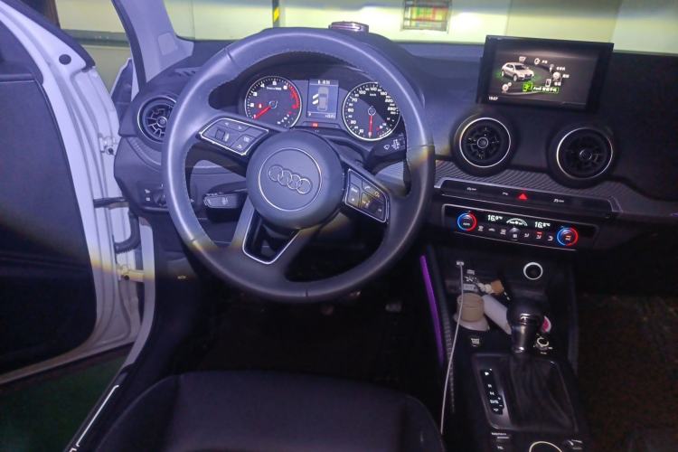 Used Audi Q2L 2020 35 TFSI Fashion Dynamic Model
