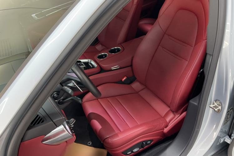 Used Porsche Panamera 2023 Facelifted Panamera 2.9T Platinum Edition
